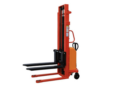 半電動(dòng)堆高車2 半電動(dòng)堆高車2